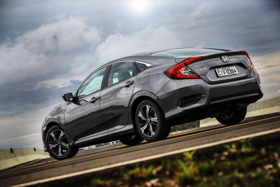  Honda Civic EX Sedan (FC) 2016 года  (LA) (фото 9 из 20)